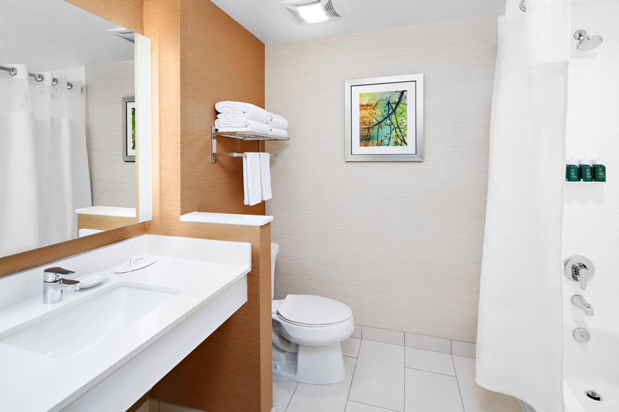 Fairfield Inn & Suites By Marriott Fresno Yosemite International Airport Εξωτερικό φωτογραφία