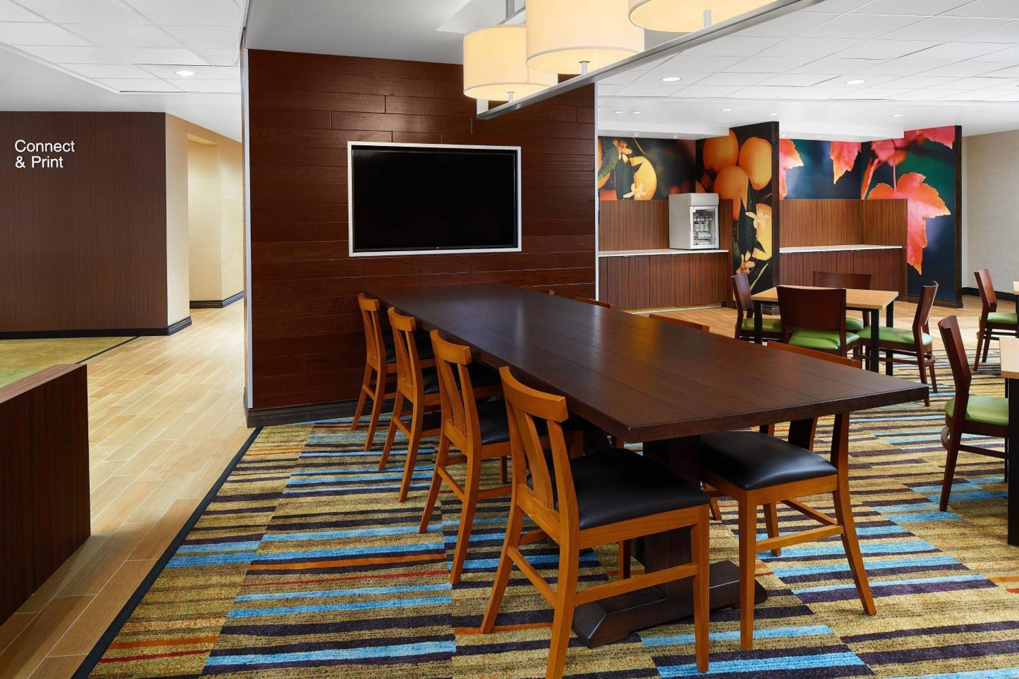 Fairfield Inn & Suites By Marriott Fresno Yosemite International Airport Εξωτερικό φωτογραφία
